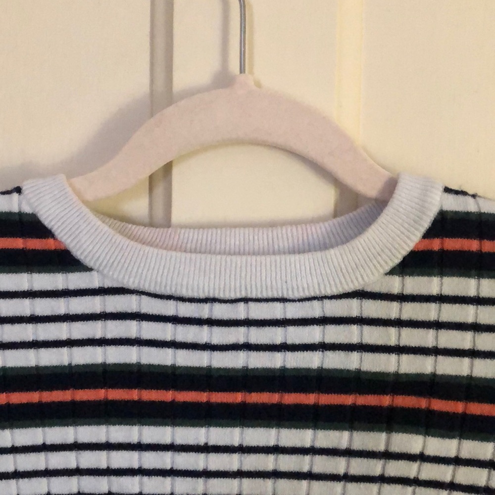 Sweater - Picture 3 of 4